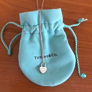 Tiffany & co Return to Tiffany lock heart necklace